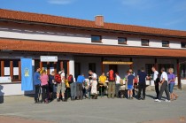 Prijava udeležencev na startu in sočasno vabilo na ogled lovske razstave. title=