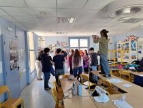 Pssst! Tišina! Snemamo! title=