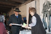 Zahvala ge. Nežki Lubej, strokovni spremljevalki otroških folklornih srečanj title=